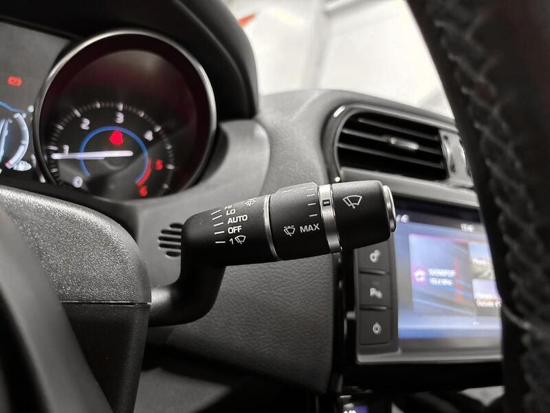 Jaguar XE vaihtoauto