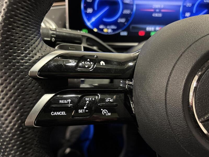 Mercedes-Benz EQE vaihtoauto