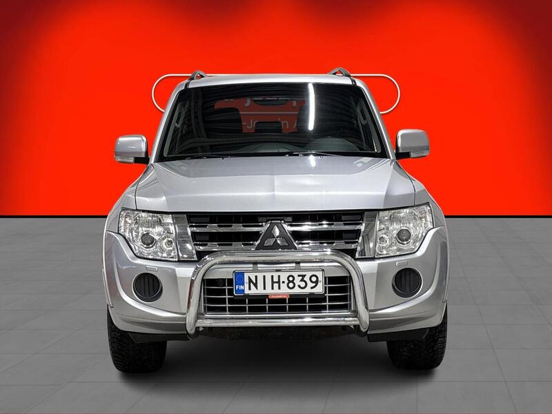 Mitsubishi Pajero vaihtoauto