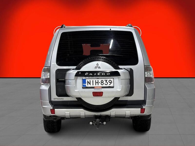 Mitsubishi Pajero vaihtoauto