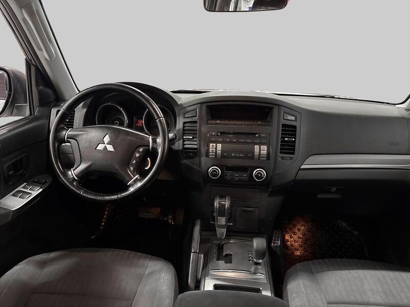 Mitsubishi Pajero vaihtoauto