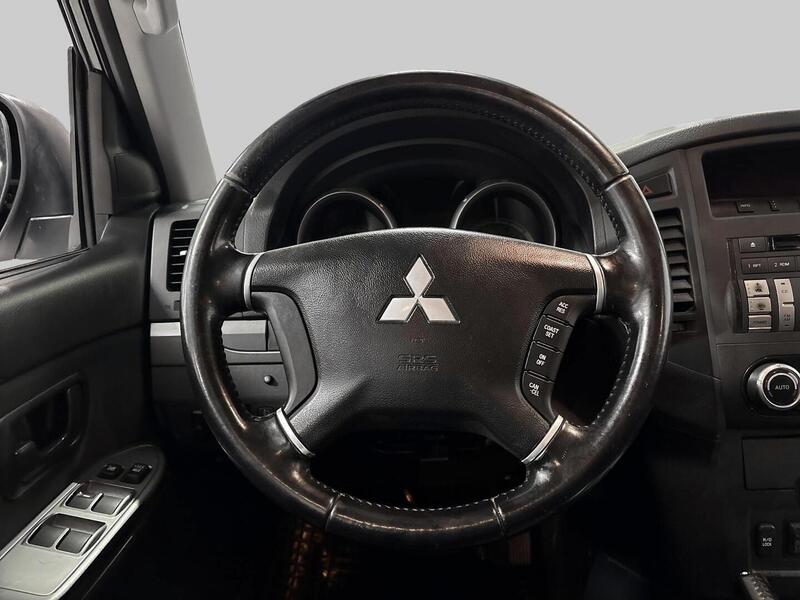 Mitsubishi Pajero vaihtoauto