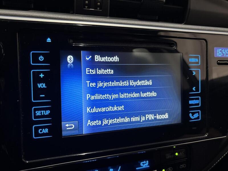 Toyota Auris vaihtoauto