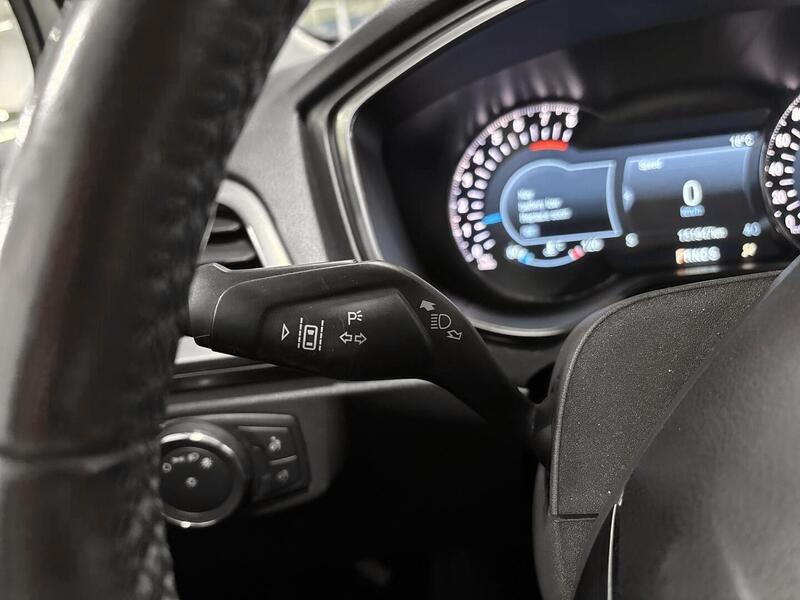 Ford Mondeo vaihtoauto