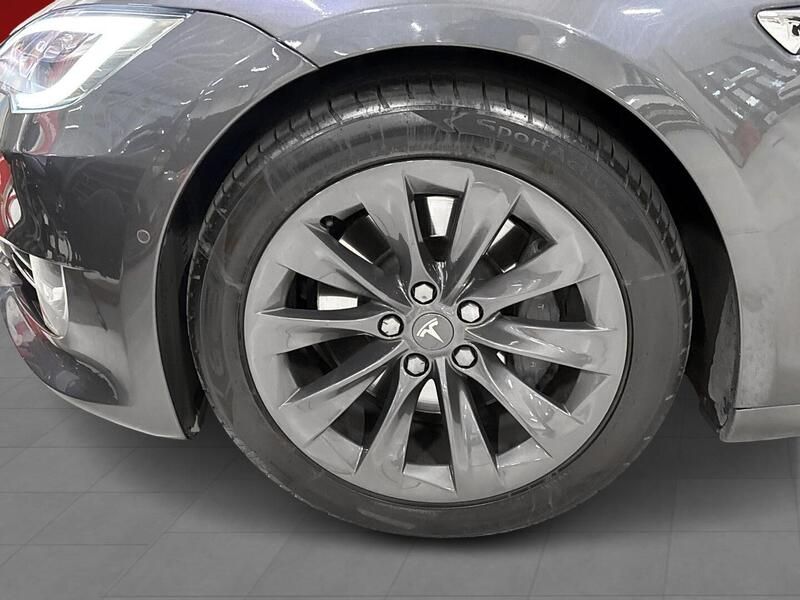 Tesla Model S vaihtoauto