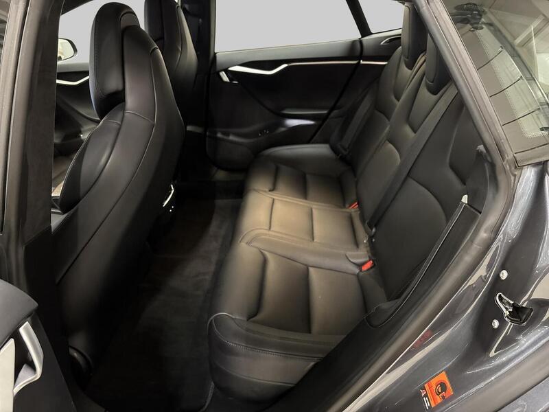 Tesla Model S vaihtoauto