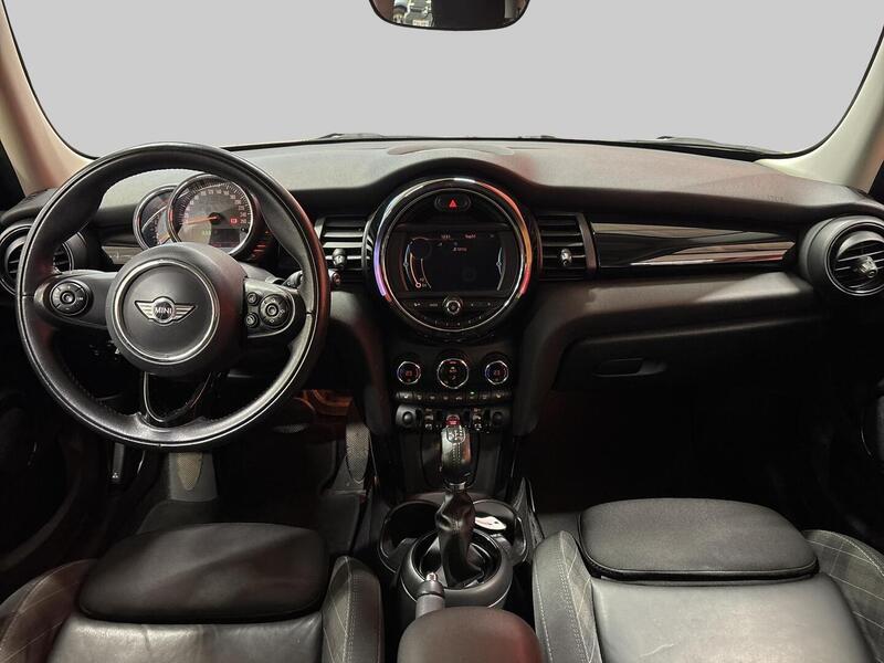 Mini Hatchback vaihtoauto