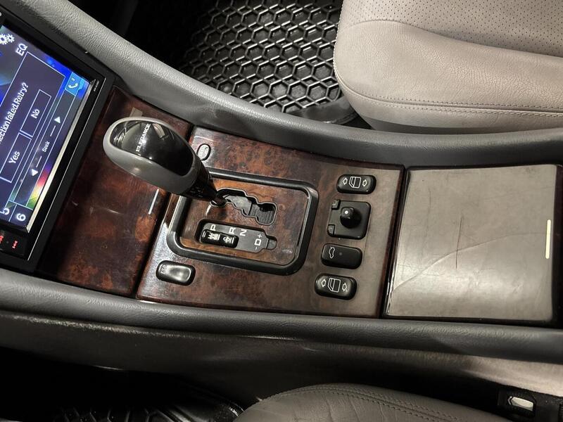 Mercedes-Benz CLK vaihtoauto