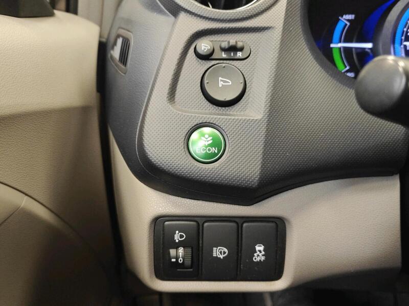 Honda Insight vaihtoauto