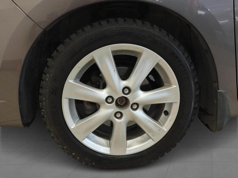 Honda Insight vaihtoauto