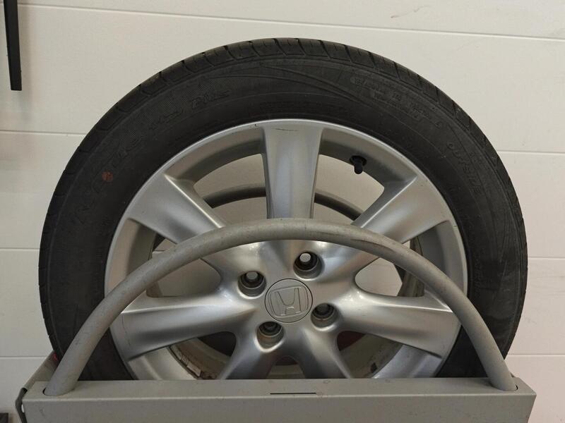 Honda Insight vaihtoauto