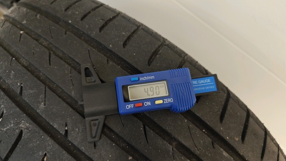 Honda Insight vaihtoauto