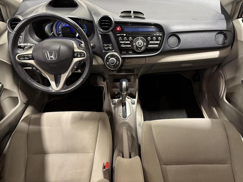 Honda Insight vaihtoauto