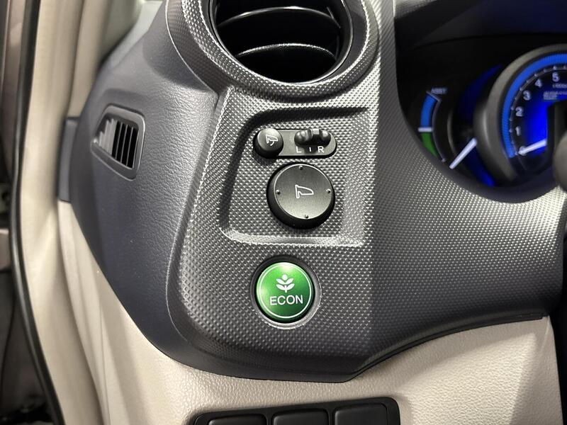 Honda Insight vaihtoauto