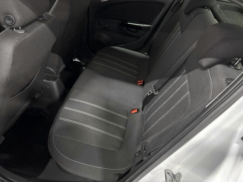 Opel Corsa vaihtoauto