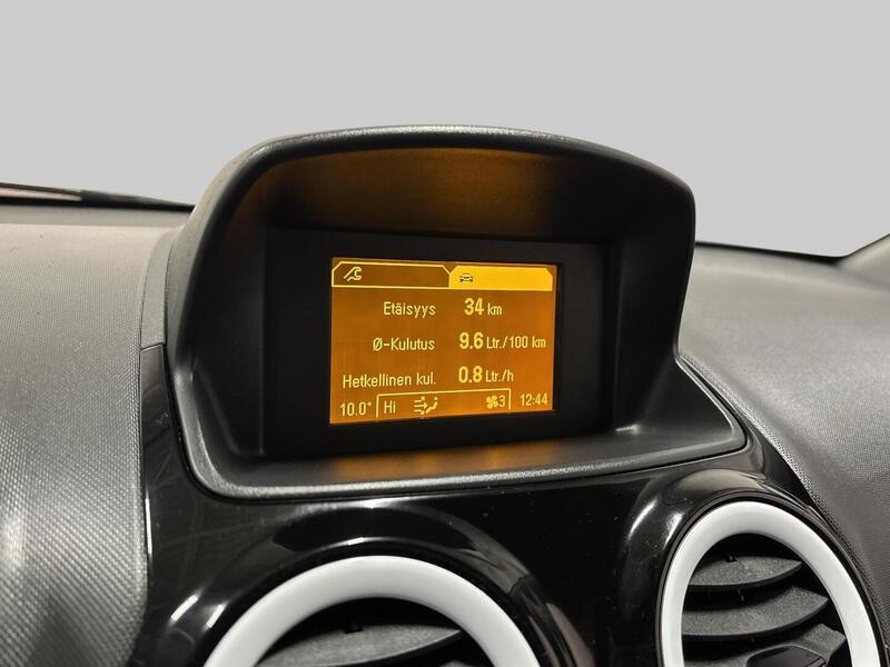 Opel Corsa vaihtoauto