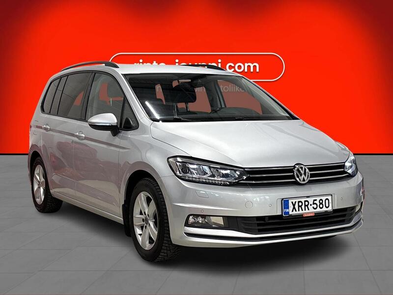 Volkswagen Touran vaihtoauto