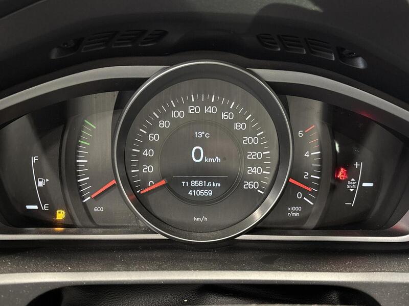 Volvo V40 vaihtoauto