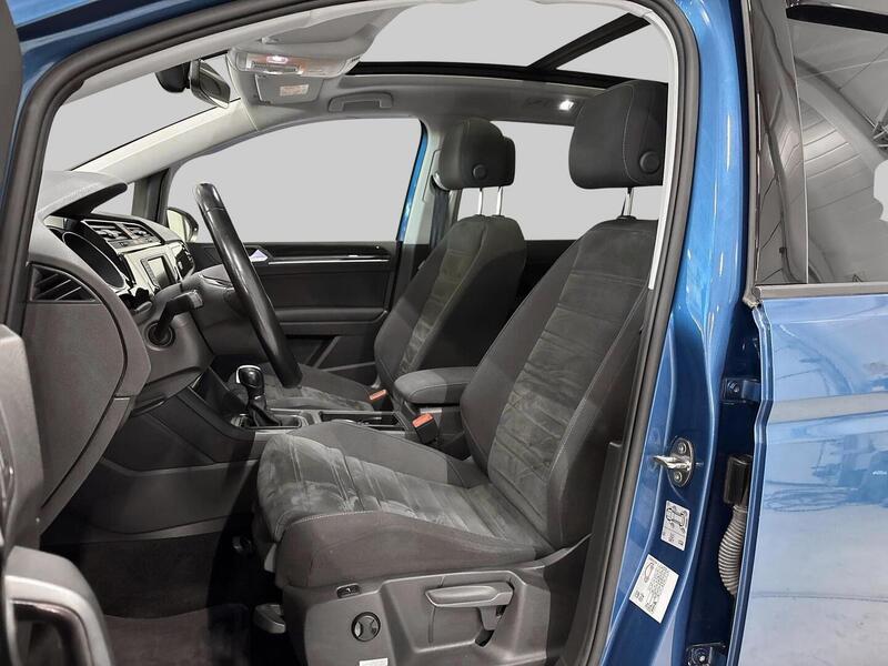 Volkswagen Touran vaihtoauto