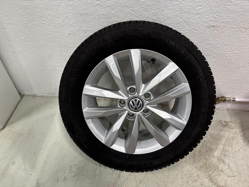 Volkswagen Touran vaihtoauto