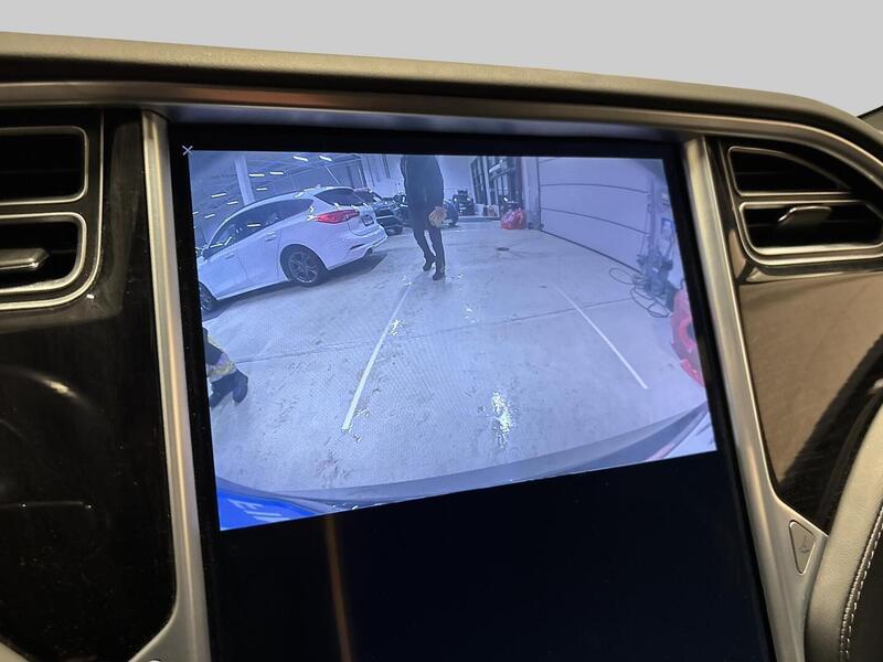 Tesla Model S vaihtoauto