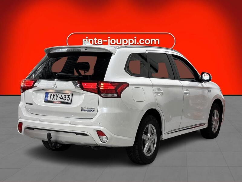 Mitsubishi Outlander PHEV vaihtoauto
