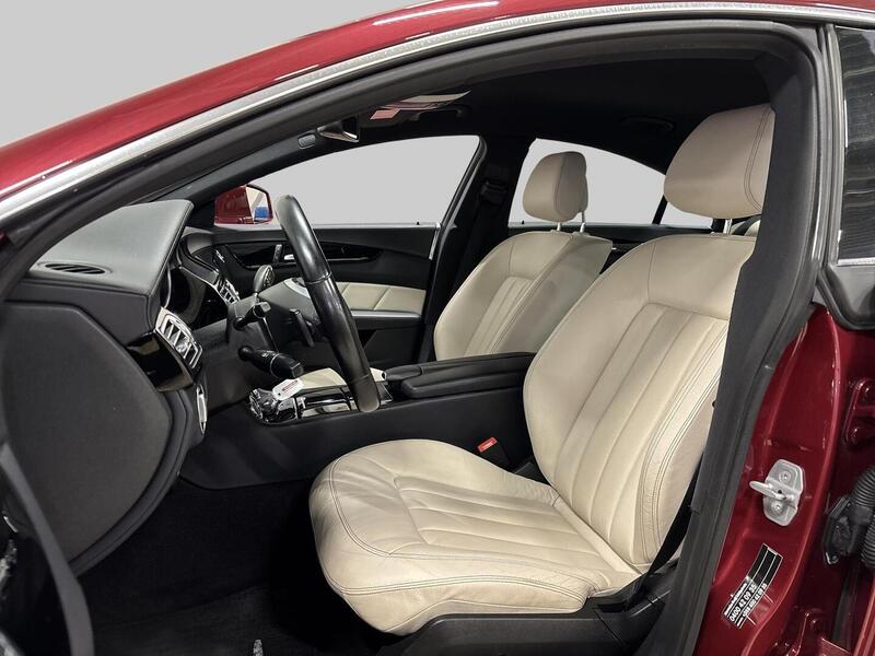 Mercedes-Benz CLS vaihtoauto