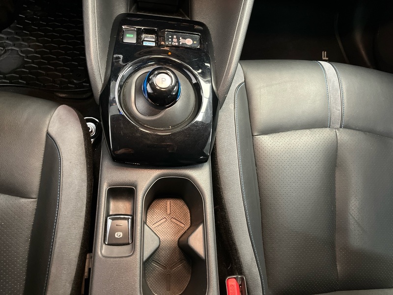 Nissan Leaf vaihtoauto