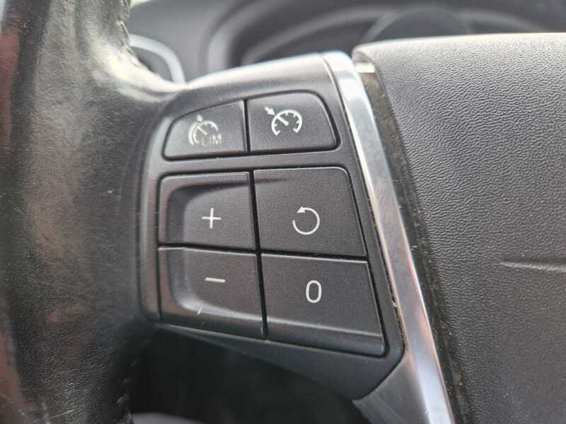 Volvo V40 vaihtoauto