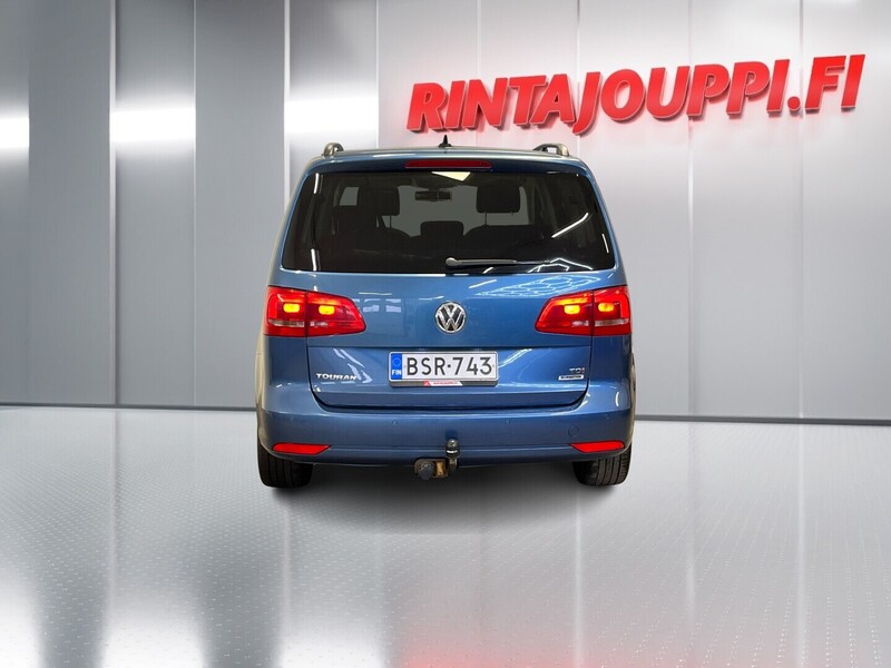Volkswagen Touran vaihtoauto