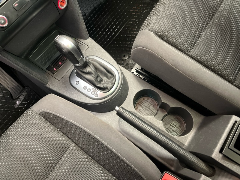 Volkswagen Touran vaihtoauto