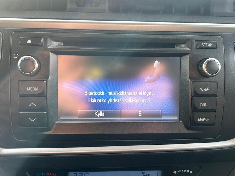 Toyota Auris vaihtoauto