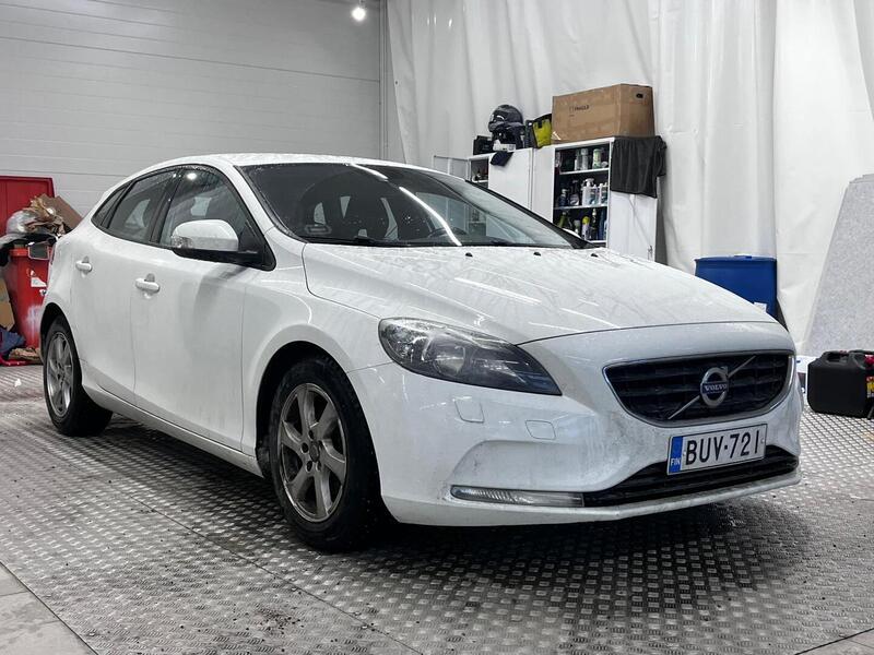 Volvo V40 vaihtoauto