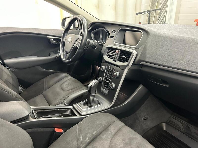 Volvo V40 vaihtoauto