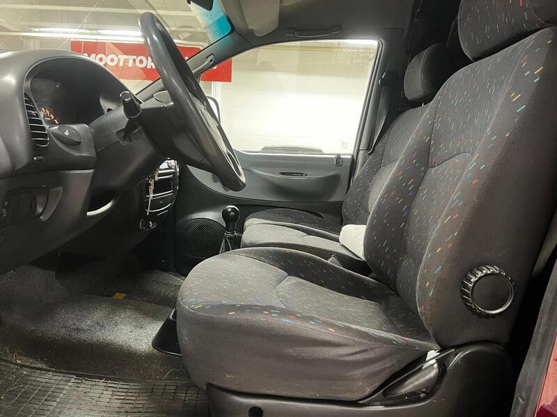 Hyundai H-1 vaihtoauto