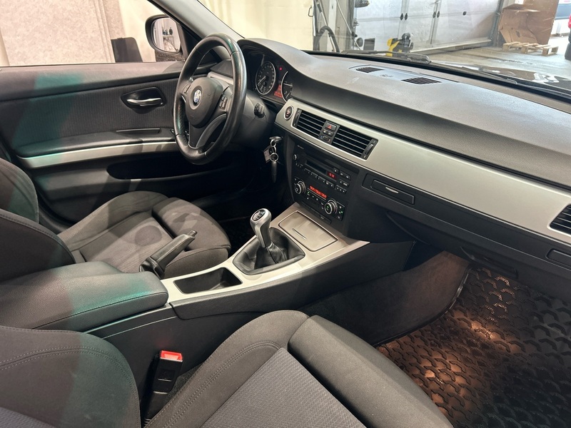 BMW 318 vaihtoauto