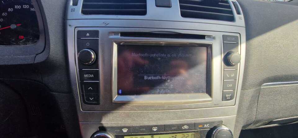 Toyota Avensis vaihtoauto