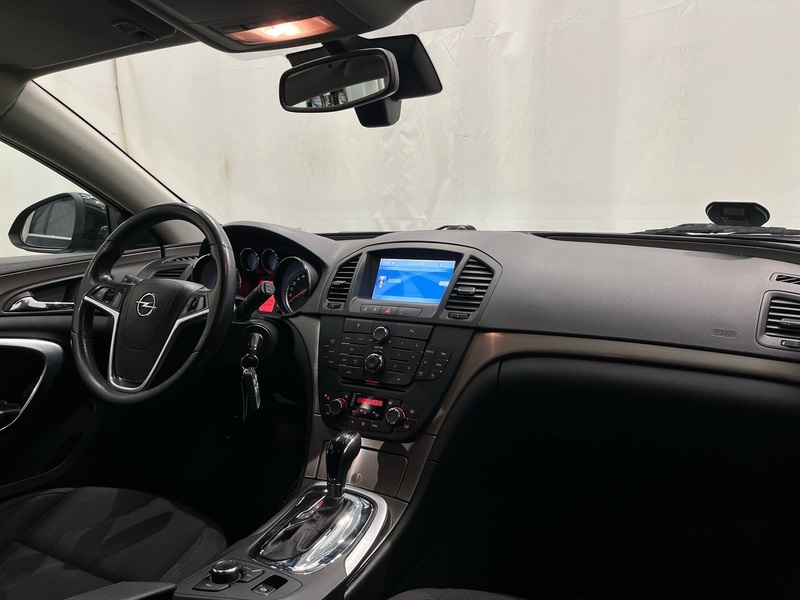 Opel Insignia vaihtoauto