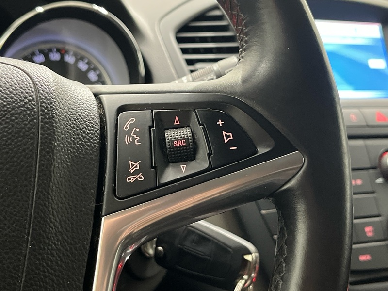 Opel Insignia vaihtoauto