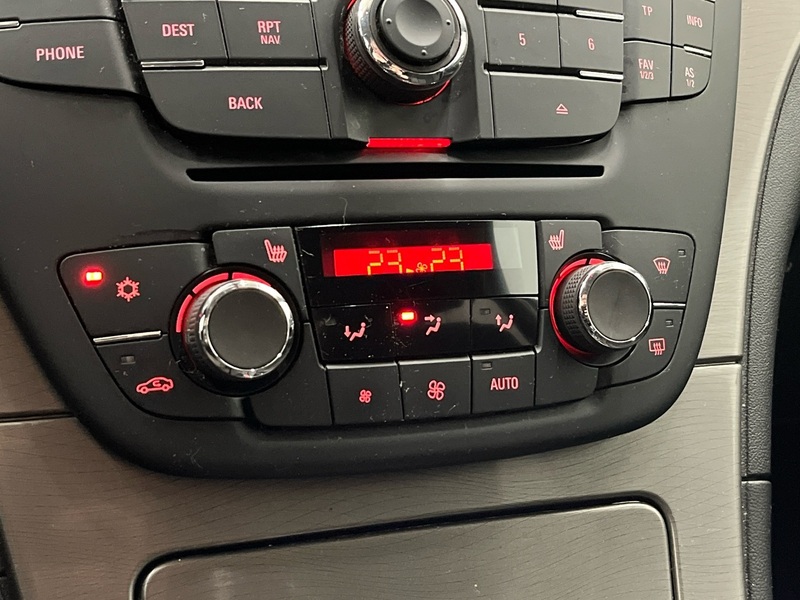 Opel Insignia vaihtoauto