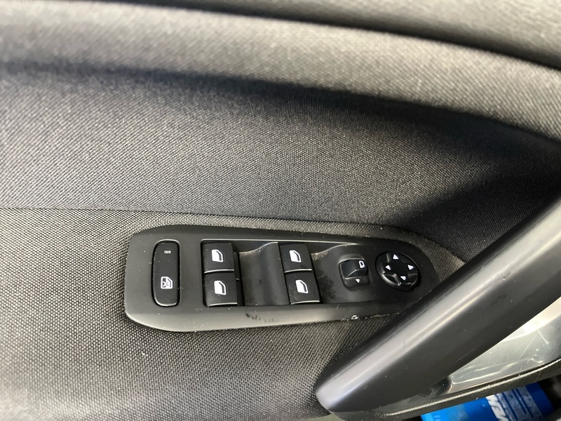 Peugeot 308 vaihtoauto