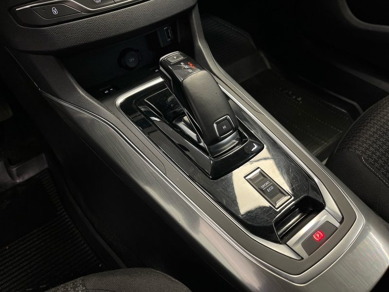 Peugeot 308 vaihtoauto