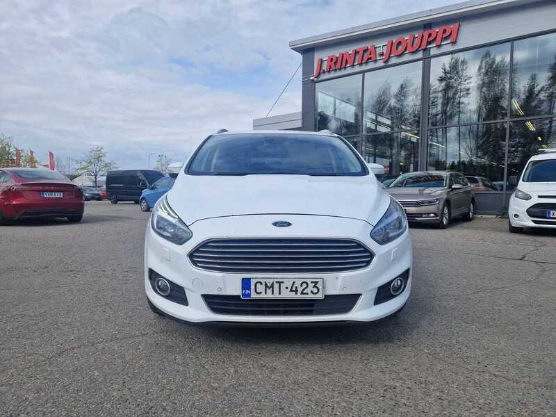 Ford S-MAX vaihtoauto