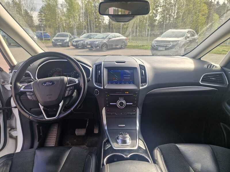 Ford S-MAX vaihtoauto
