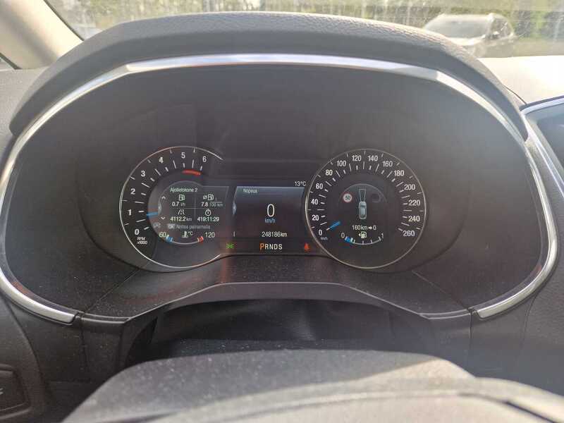 Ford S-MAX vaihtoauto