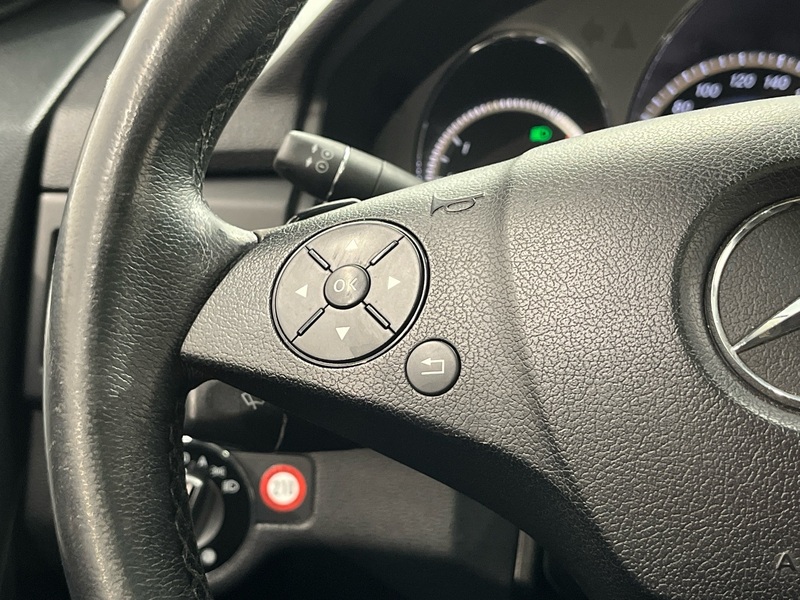 Mercedes-Benz GLK vaihtoauto