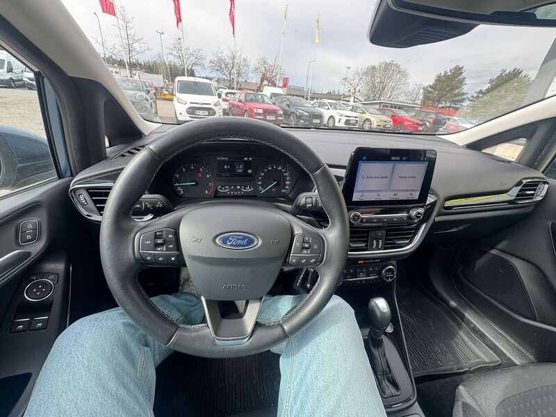 Ford Fiesta vaihtoauto