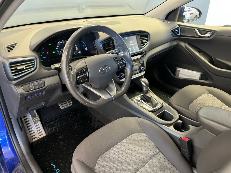 Hyundai IONIQ plug-in vaihtoauto