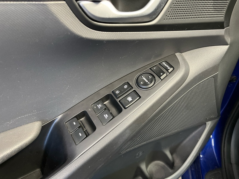 Hyundai IONIQ plug-in vaihtoauto