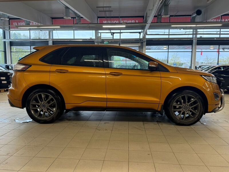 Ford Edge vaihtoauto